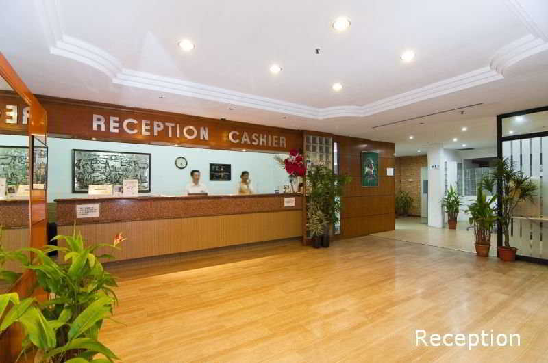 Khách sạn Supreme 3*